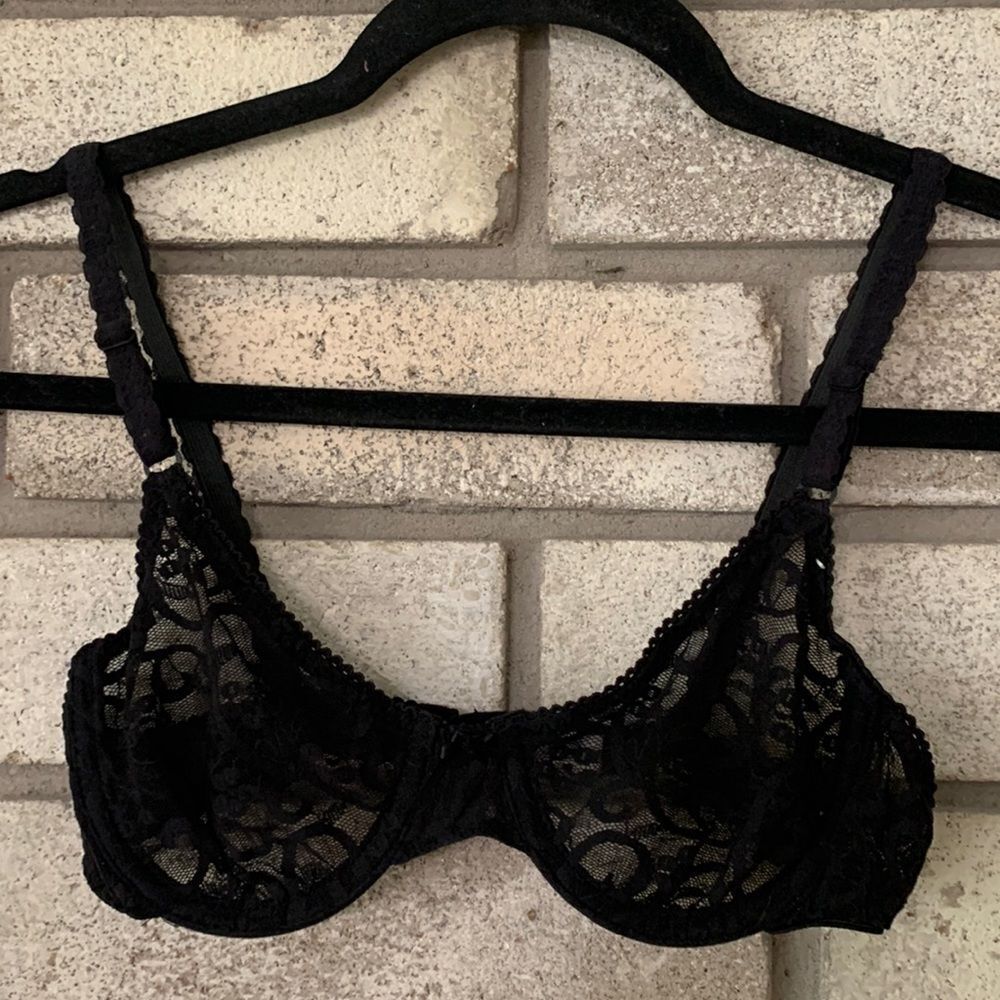 3for$20 bra has underwire size 34